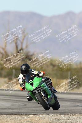 media/Dec-01-2025-Moto Forza (Mon) [[2daa91e15f]]/2-Intermediate Group/Session 3 (Turn 3)/